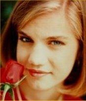Anna Chlumsky Biography
