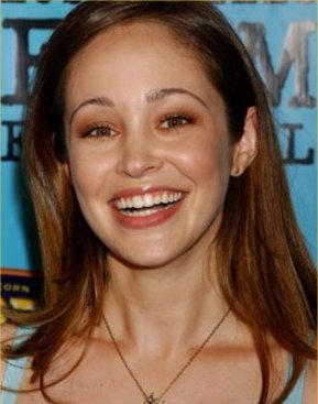 Autumn Reeser Biography
