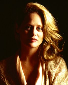 Beverly D'Angelo Biography