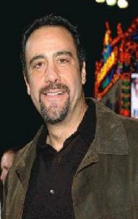 Brad Garrett Biography