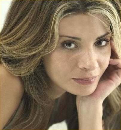 Callie Thorne Biography
