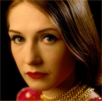 Carice van Houten Biography
